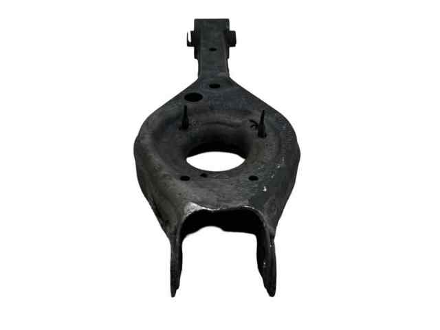 Braço oscilante transversal direito de suspensão traseira 552202Y000 HYUNDAI