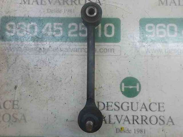 Barra transversal de suspensão traseira 552503Z000 HYUNDAI