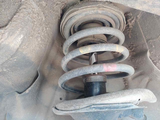 Amortecedor traseiro esquerdo 55303EQ026 NISSAN