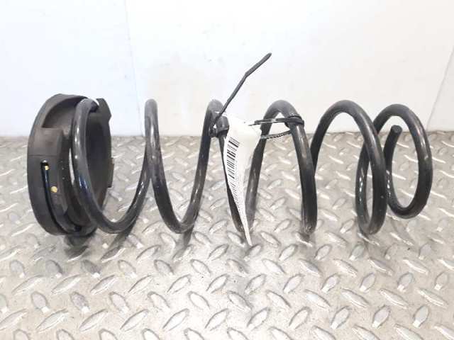 Mola traseira 553301W000 HYUNDAI