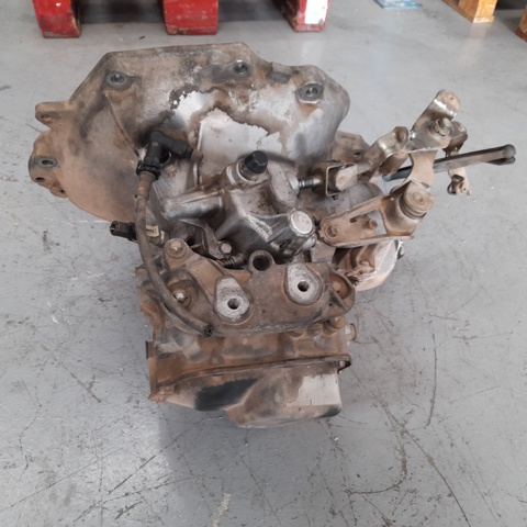 Caixa de Mudança montada (caixa mecânica de velocidades) 55352935 OPEL