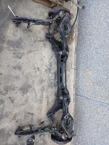 Viga de suspensão traseira (plataforma veicular) 554103U800 HYUNDAI