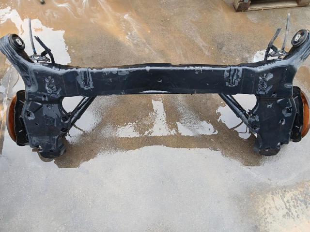 Viga de suspensão traseira (plataforma veicular) 555014EA0A RENAULT