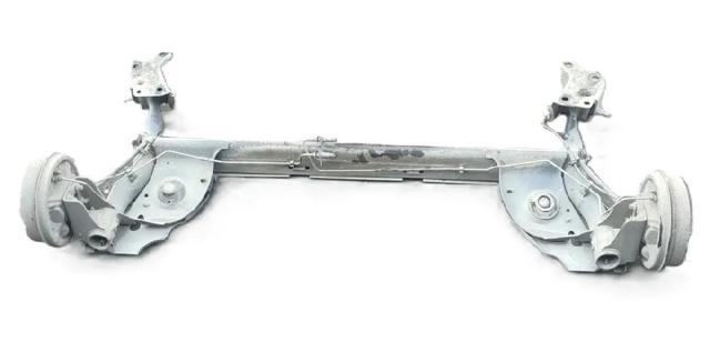 Viga de suspensão traseira (plataforma veicular) 555016932R RENAULT