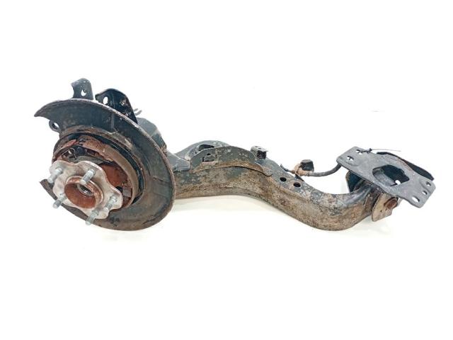 Braço oscilante (tração) longitudinal inferior direito de suspensão traseira 55501JG000 NISSAN