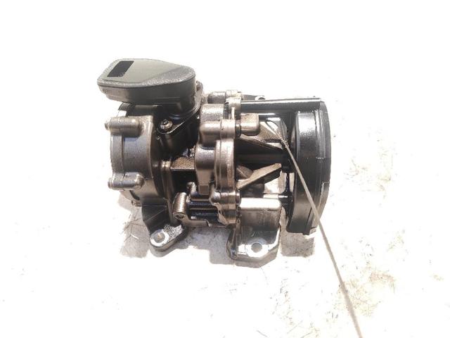 Bomba de óleo 55509127 OPEL