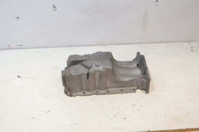 Panela de óleo de cárter do motor 55562729 OPEL