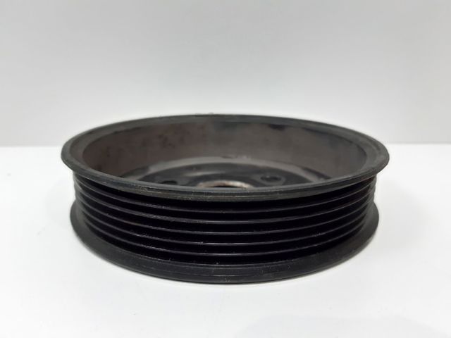Polia da bomba de água 55565243 GM