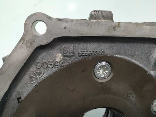 Bomba de óleo 55566000 OPEL