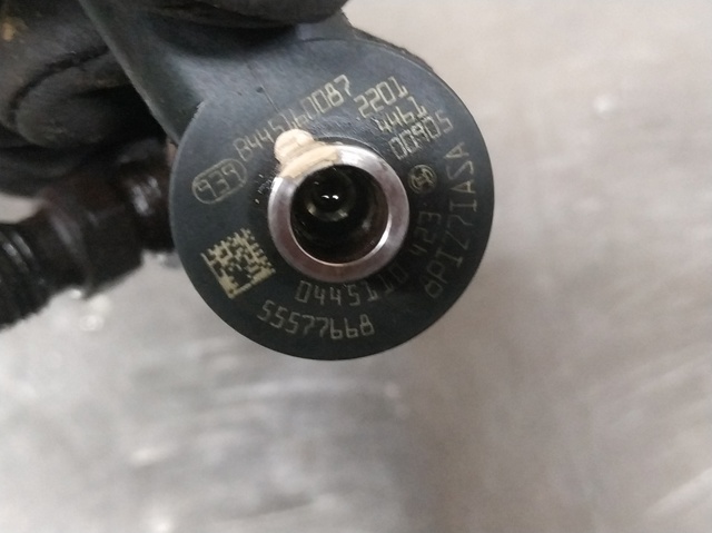 Injetor de injeção de combustível 55577668 OPEL