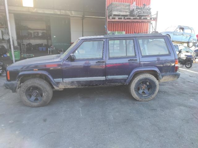 Pára-lama dianteiro esquerdo Jeep Cherokee  XJ ao melhor preço