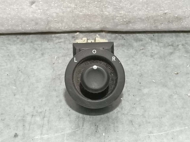 56040694AD Chrysler