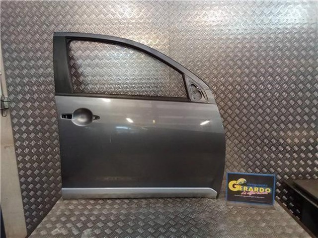 Porta dianteira direita 5700B398 MITSUBISHI