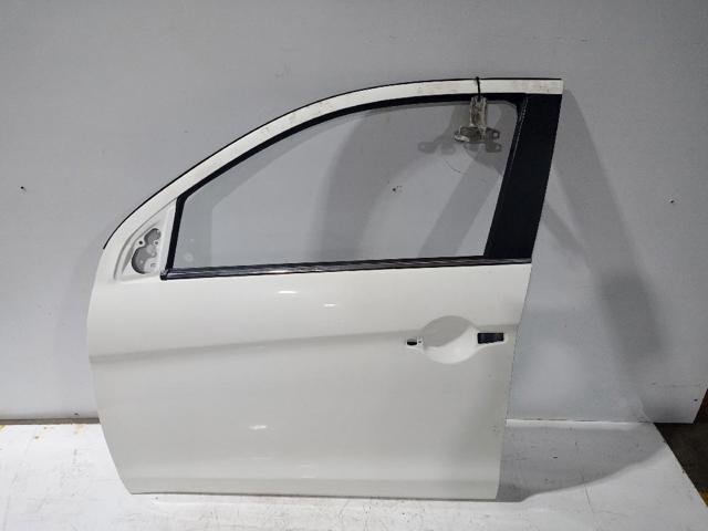 Porta dianteira esquerda 5700B533 MITSUBISHI