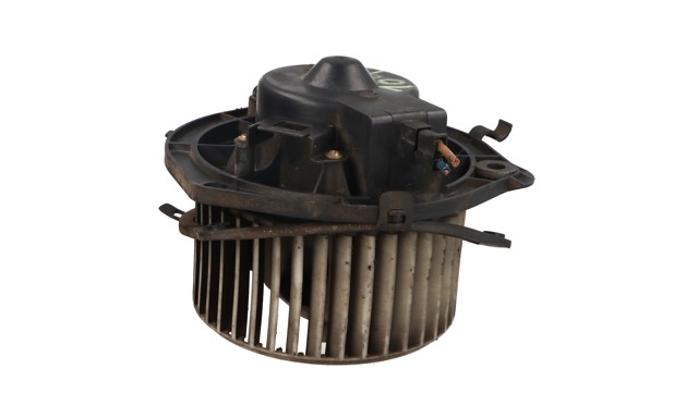 Motor de ventilador de forno (de aquecedor de salão) 570630200 IVECO
