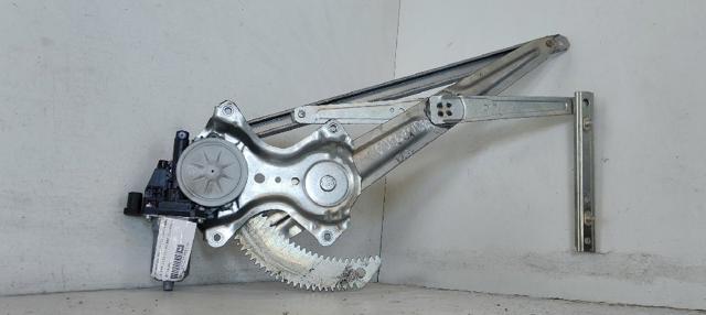 Motor de acionamento de vidro da porta dianteira esquerda 5713A385 MITSUBISHI