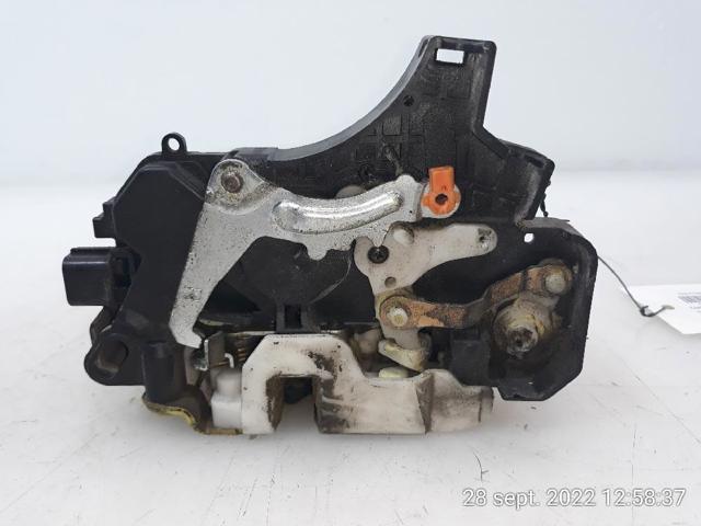 5715A136 Mitsubishi