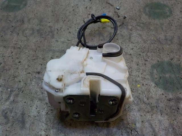 Fecho da porta traseira direita 5745A346 MITSUBISHI