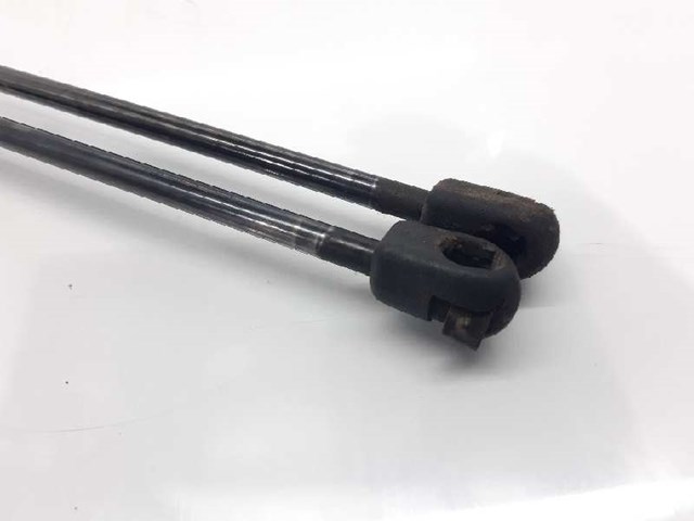 Amortecedor de tampa de porta-malas (de 3ª/5ª porta traseira) 5802A008 MITSUBISHI