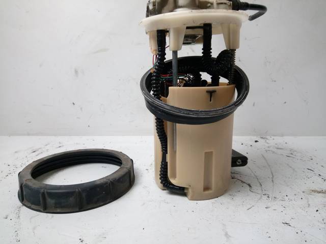 Módulo de bomba de combustível com sensor do nível de combustível 580313085 TOYOTA