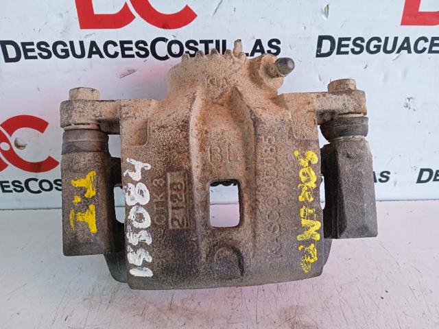 Suporte do freio traseiro esquerdo 582103E000 HYUNDAI
