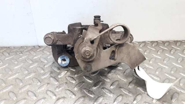 Suporte do freio traseiro esquerdo 583001W350 HYUNDAI