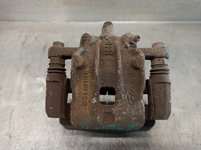 Suporte do freio traseiro direito 584001J300 HYUNDAI