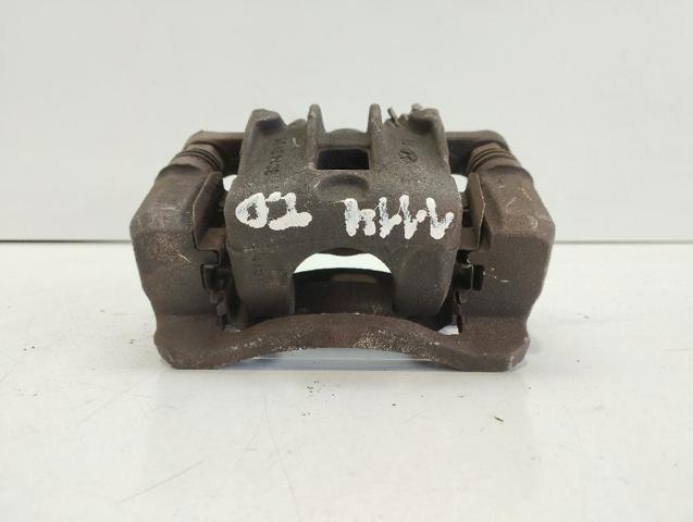 Suporte do freio traseiro direito 584001J310 HYUNDAI