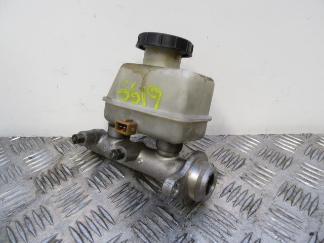 Cilindro mestre do freio para Hyundai Accent X-3