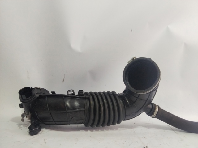 586509 BMW