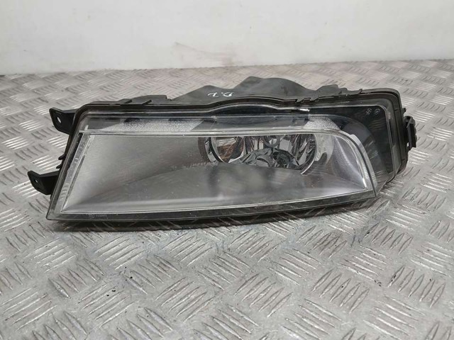 Luzes de nevoeiro direitas 5E0941700D VAG