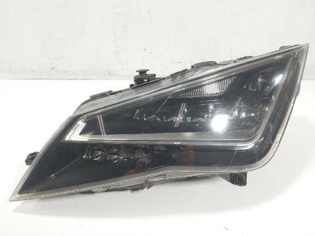 Luz esquerda 5F1941007B VAG
