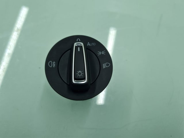 Comutador das luzes no "painel de instrumentos" 5G0941431BE VAG