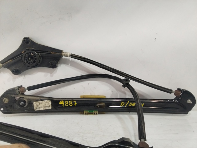 Mecanismo de acionamento de vidro da porta dianteira direita 5G4837462H VAG