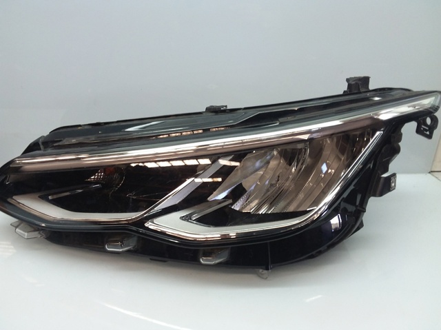 Luz esquerda 5H1941005 VAG