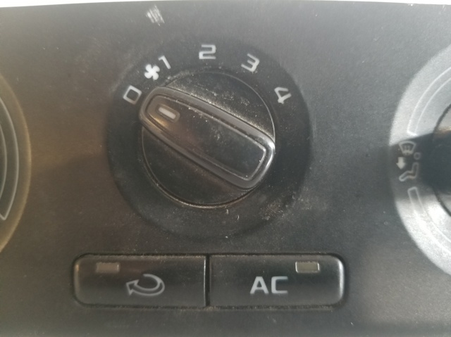 5J0820045C VAG