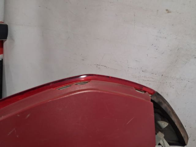 Lanterna traseira esquerda 5J6945095 VAG