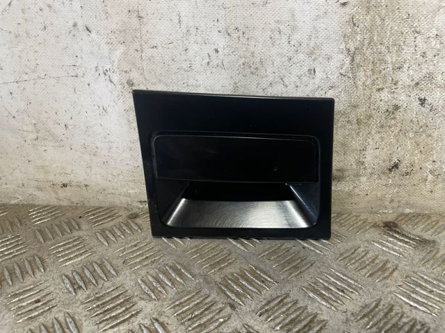 Maçaneta externa esquerda da porta traseira 5J7839205A VAG