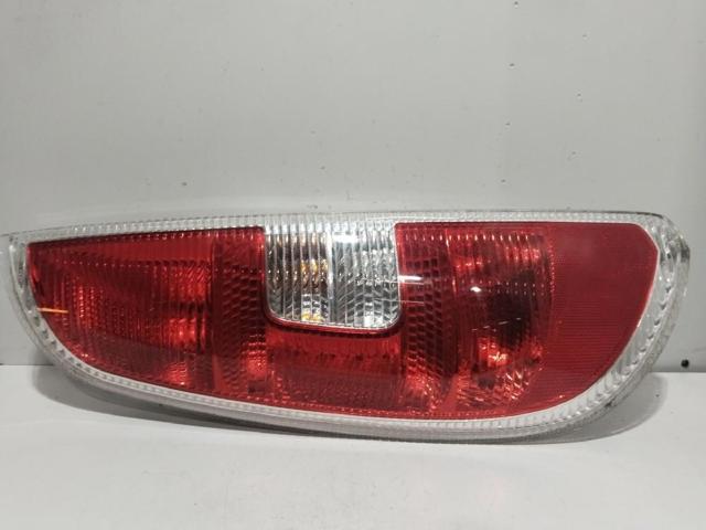 Lanterna traseira esquerda 5J7945111 VAG