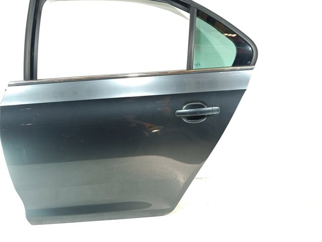 5JA833051C VAG