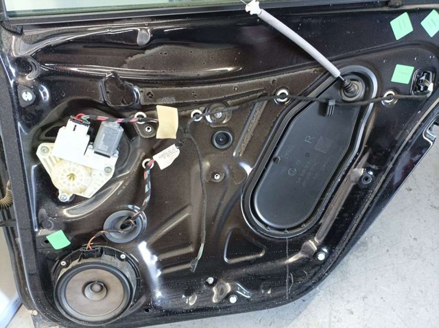 Motor de acionamento de vidro da porta traseira direita 5JA959812H VAG