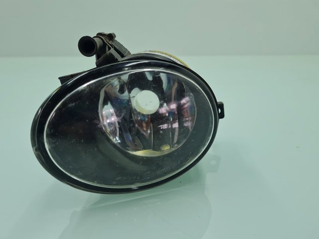 Luzes de nevoeiro direitas 5K0941700 VAG