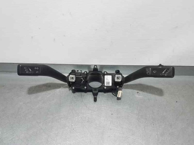 Comutador instalado na coluna da direção, montado 5K0953521DP VAG