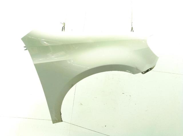 Pára-lama dianteiro direito 5K6821022B VAG