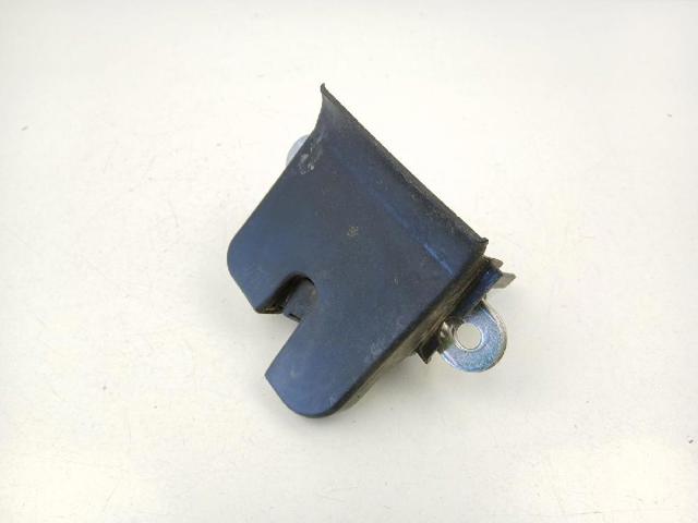 Fecho de tampa de porta-malas (de 3ª/5ª porta traseira) 5L6827505A VAG