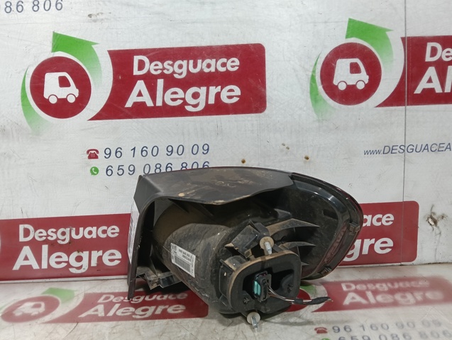 Lanterna traseira esquerda externa 5M0945095S VAG