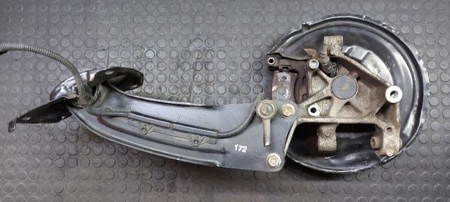 Proteção direita do freio de disco traseiro 5N0615612C VAG