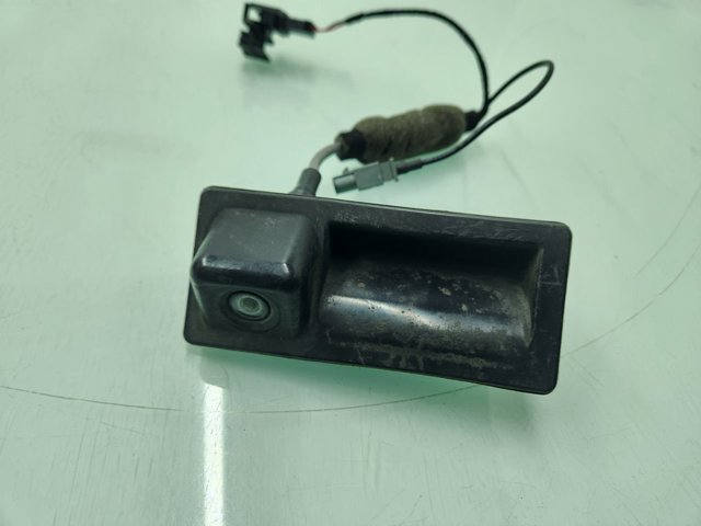 Botão de acionamento do fecho de tampa de porta-malas (de 3ª/5ª porta (de tampa de alcapão) 5N0827566C VAG