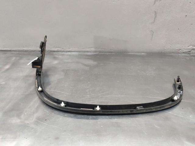 Expansor esquerdo (placa sobreposta) de arco do pára-lama traseiro 5N0854819C VAG