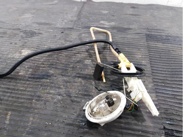 Sensor esquerdo do nível de combustível no tanque 5N0919673AB VAG